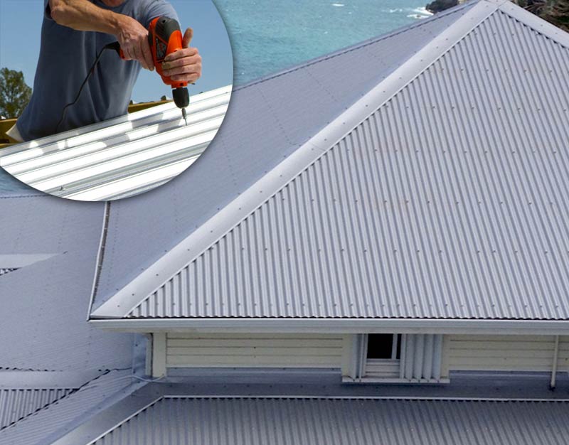 Rénova'tech 974 : votre artisan couvreur dans l'île de la réunion 974 : Réparation, entretien toiture en tôle, couverture, pose de gouttières, Nettoyage, démoussage toit tôle, traitement de la rouille, étanchéité, resserrage de boulons et peinture hydrofuge toiture, ravalement peinture façade, nettoyage des extérieurs.